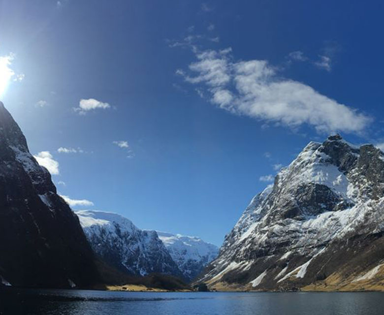 Nærøyfjorden mot Bakka